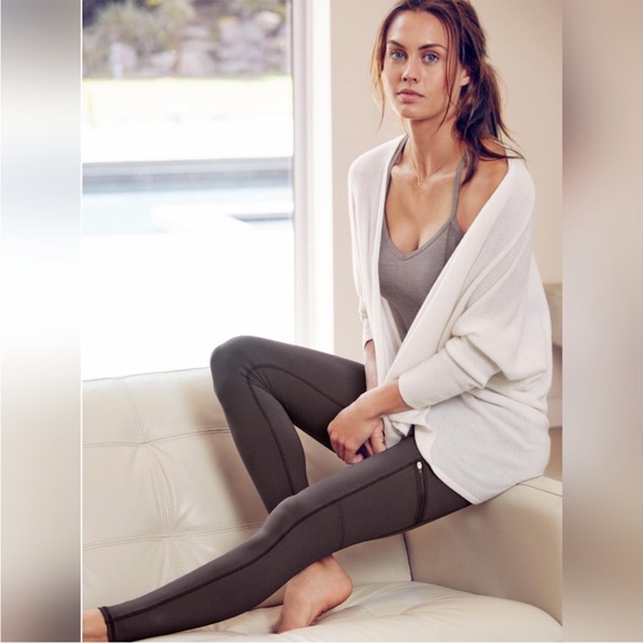 Athleta Cashmere Cozy Up Cardigan Size XS Petal Pink luxury capsule wardrobe - Picture 3 of 8